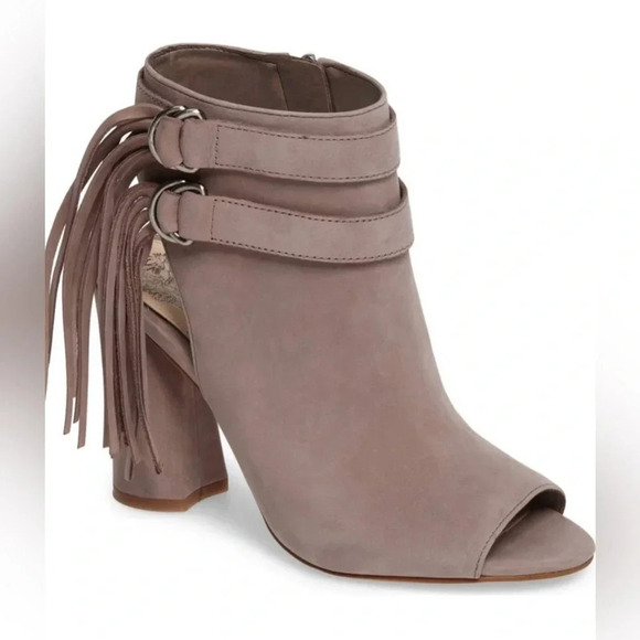 SOLD Vince Camuto Women's Catinca Ankle Boot NWOB 8.5 - Picture 1 of 8